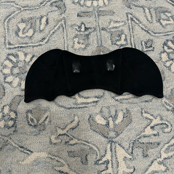 Adorable pottery barn kids Black Bat Baby Costume - Picture 3 of 6